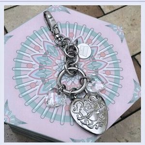 Kathy Van Zeeland key fob